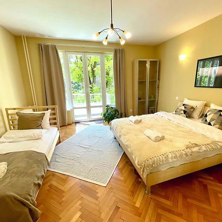Bohemian Bright & Calm 2Br - Top Center - Private Balcony Sofia Esterno foto
