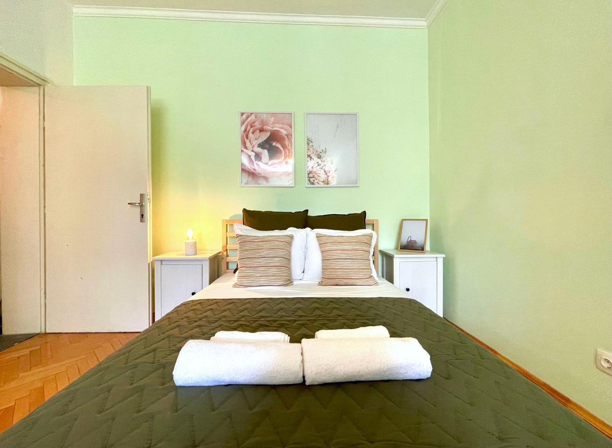 Bohemian Bright & Calm 2Br - Top Center - Private Balcony Sofia Esterno foto