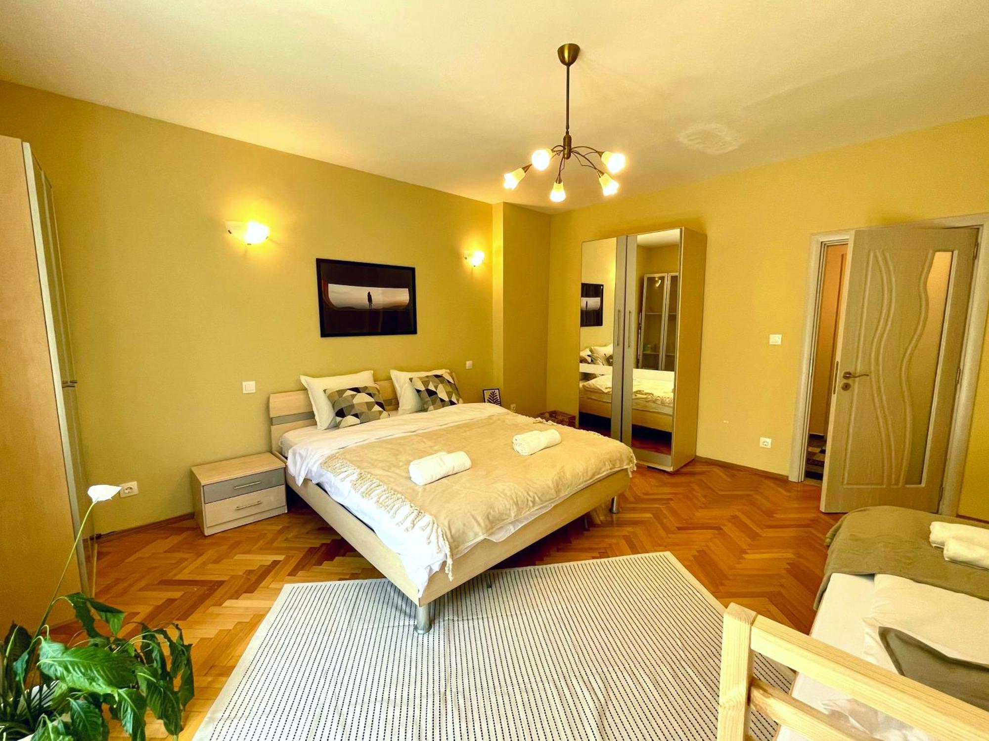 Bohemian Bright & Calm 2Br - Top Center - Private Balcony Sofia Esterno foto