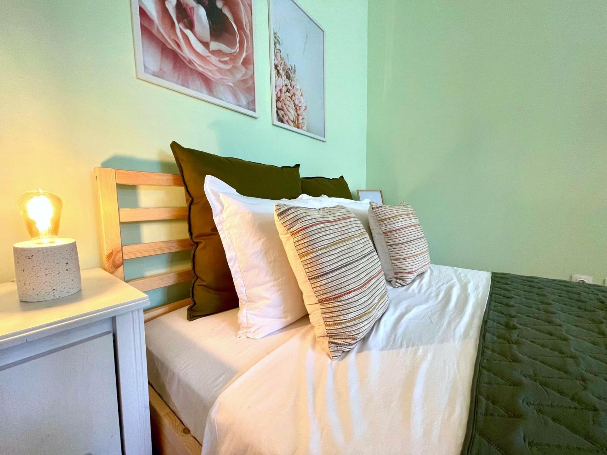 Bohemian Bright & Calm 2Br - Top Center - Private Balcony Sofia Esterno foto