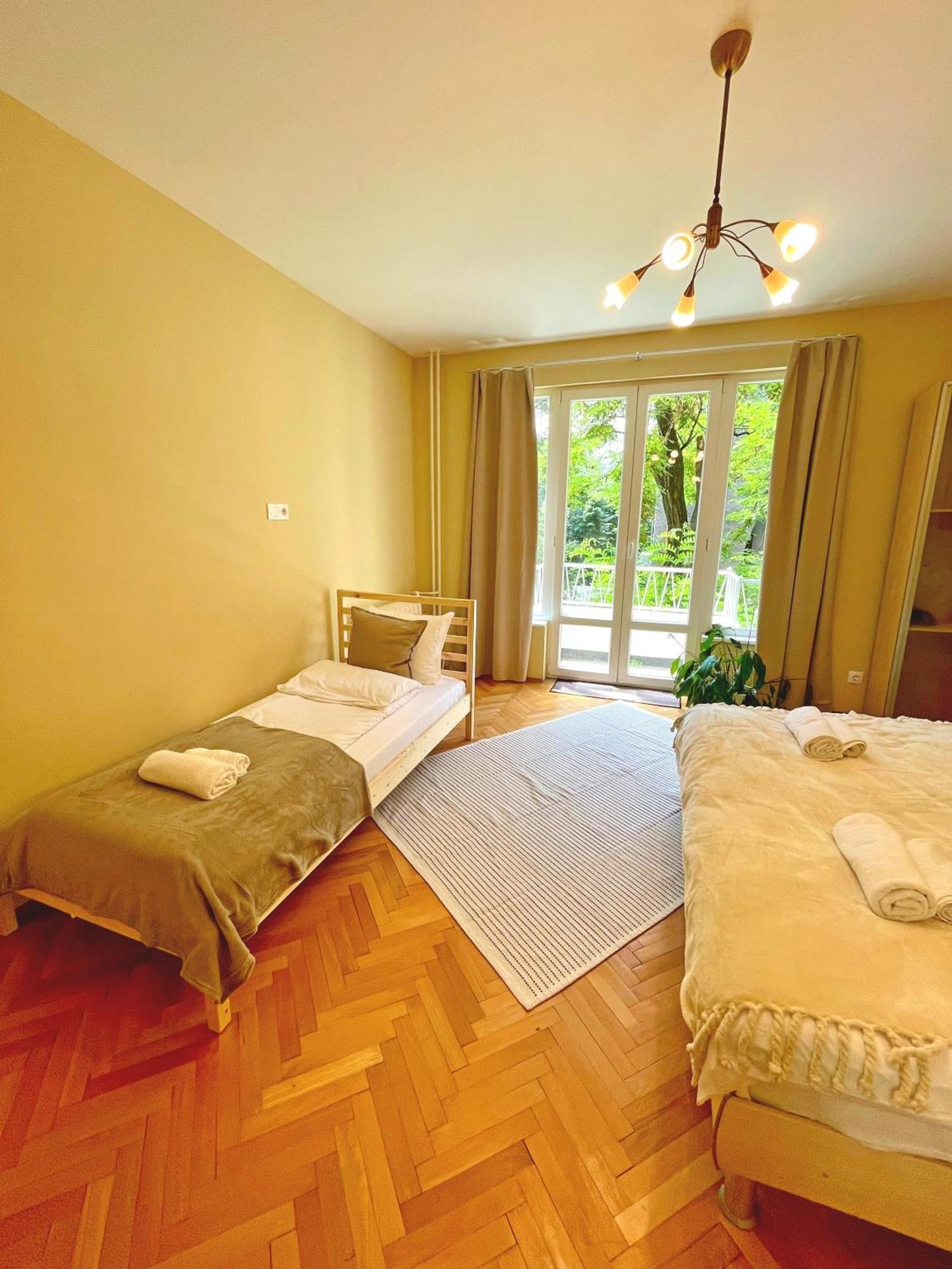 Bohemian Bright & Calm 2Br - Top Center - Private Balcony Sofia Esterno foto